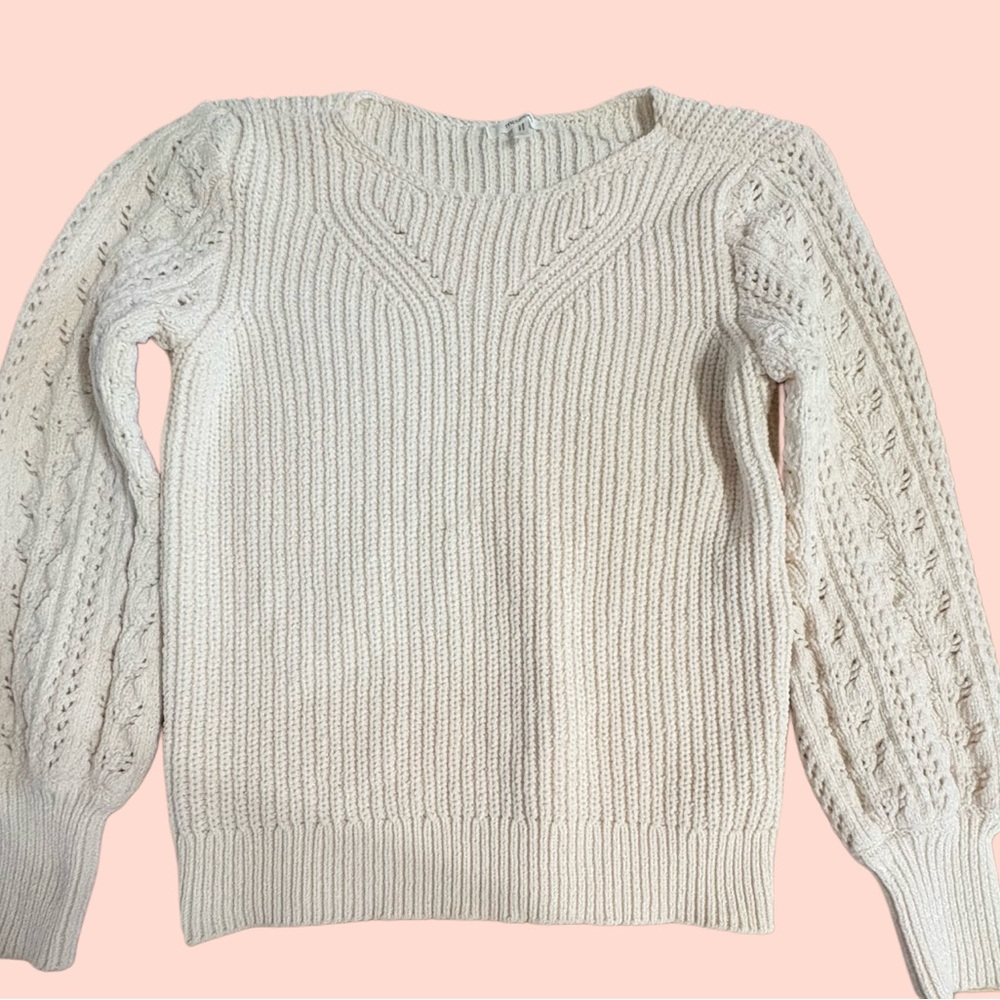 Maurices Cream Knit Sweater Size Small – Excellent Condition